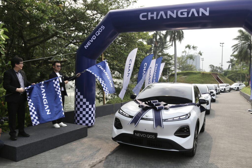 Changan Resmi Serahkan Nevo Q05 Kepada Para Konsumen, Tegaskan Komitmen Tumbuh Bersama Indonesia